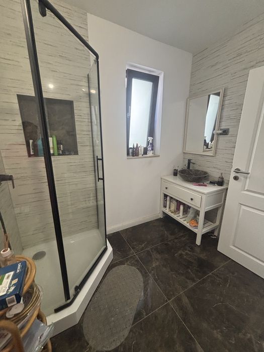 Vand casa noua Mosnita 330000 euro