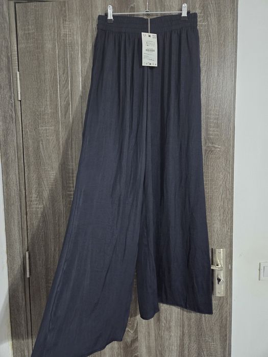 Pantaloni satinati