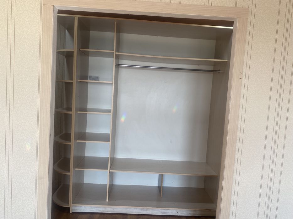 Шкаф для прихожей