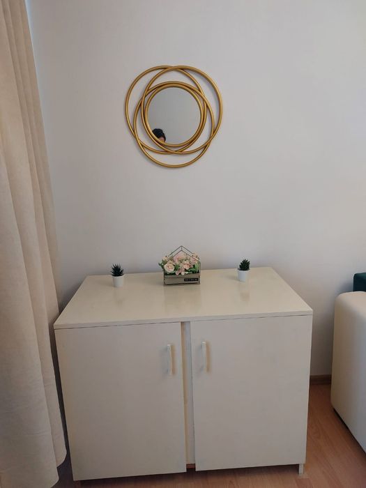 Garsoniera de închiriat : 500 euro  lună.. preț fix, nenegociabil.