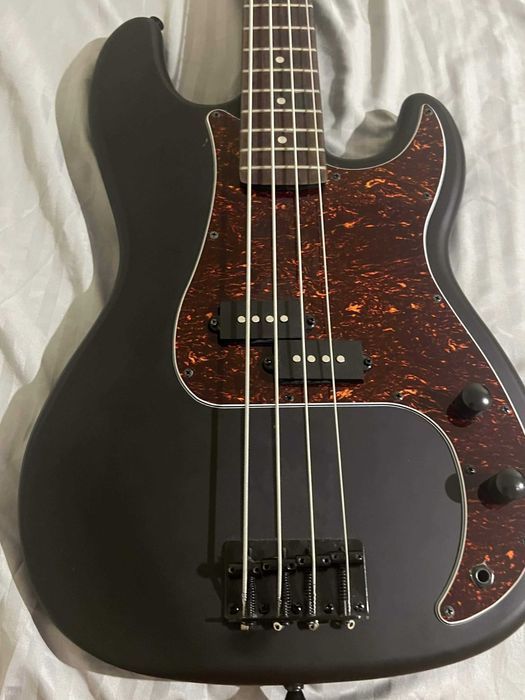 bass Harley Benton PB-20 SBK Standard Series