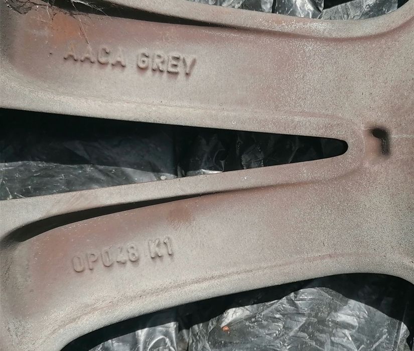 Продавам 4бр. 19" джанти от Опел Зафира  Тоурер с незначителни забележ