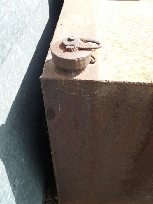 Продам ёмкость под ГСМ.