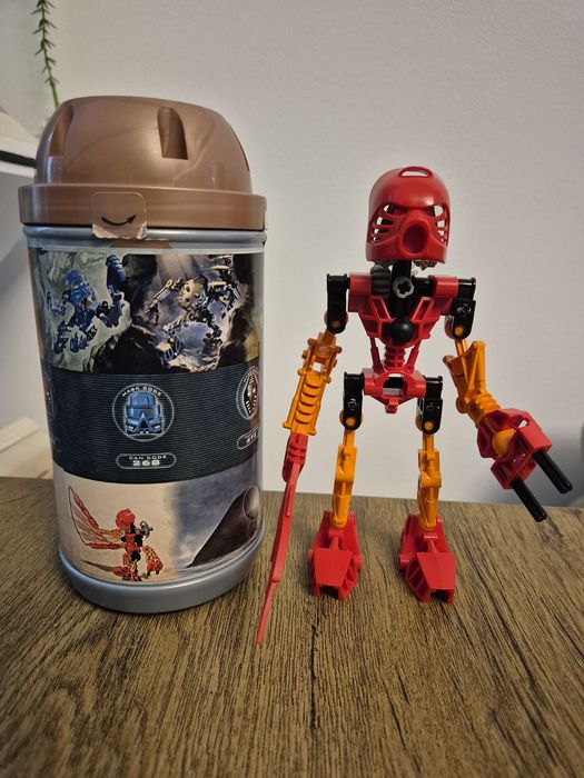 Lego Bionicle prima editie (2001), set de 4 figurine (Tahu 8534, Pohato 8531, Kopaka 8536, Gali 8533), inclus cutiile originale