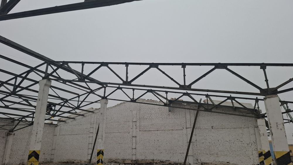 Ferma sotiladi,  holati yaxshi.