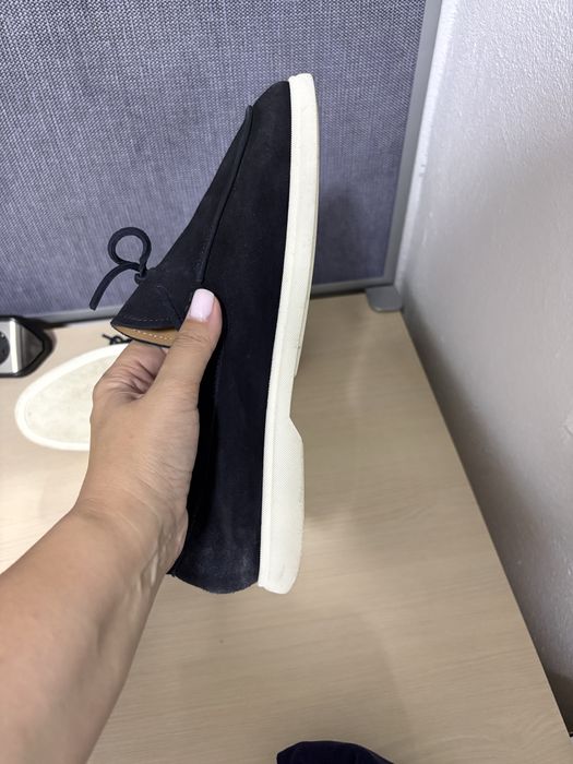 Pantofi Boss marimea 43