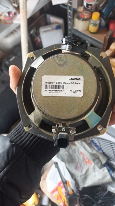 продавам тонколони BOSE