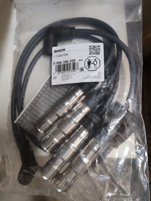 Продавам запалителни кабели за свещи  Bosch