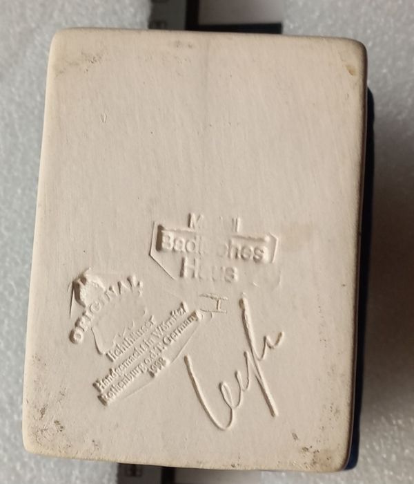 Оригинална керамична къща Leyk+Свещник