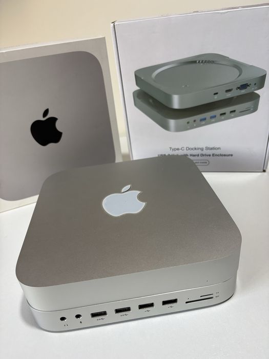Mac mini M2 (2022) 8GB RAM / 256GB SSD + Docking Station SATA