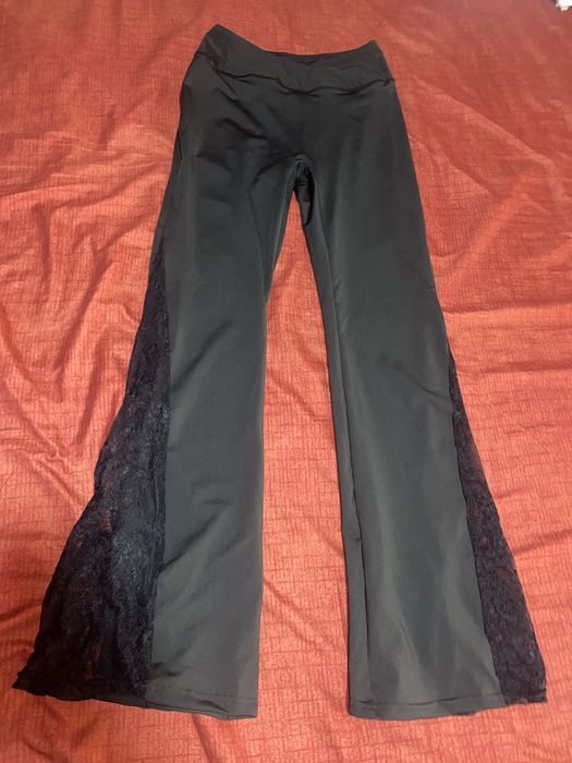 Pantaloni casual eleganti cu dantela
