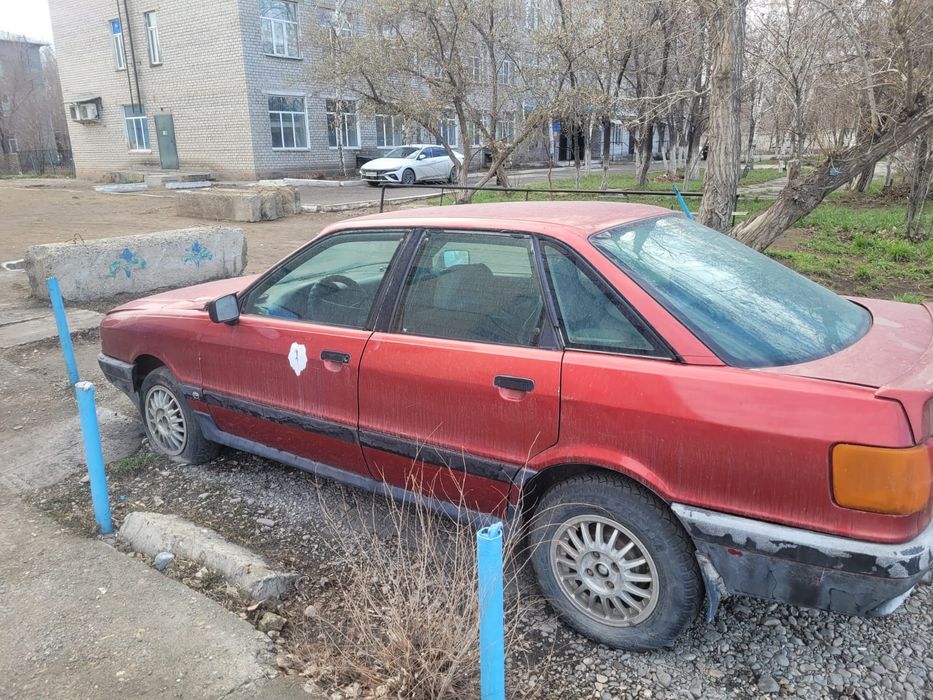 Продам Audi 80 1988 года