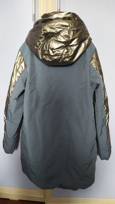 Куртка на девочку