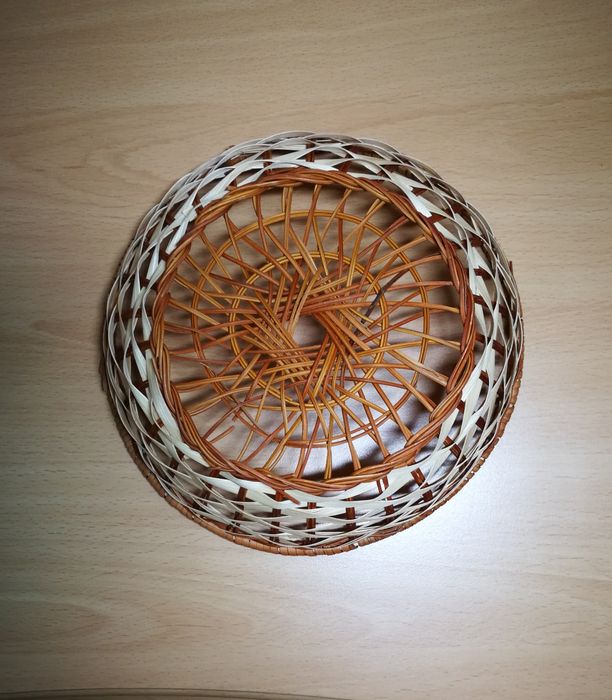 Корзина, корзинка плетеная