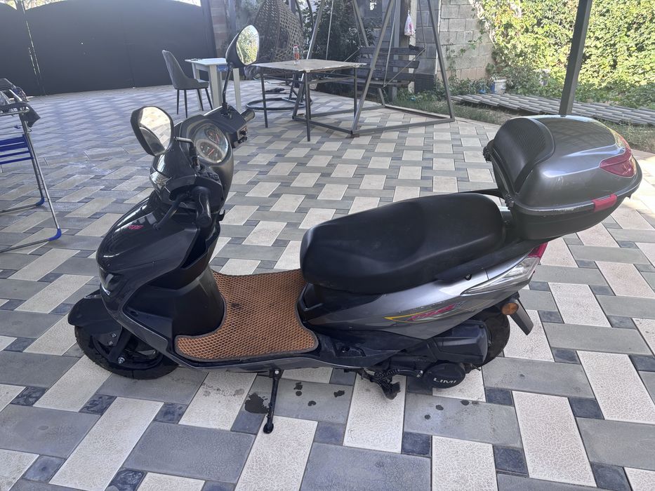 Мопед м8 срочно