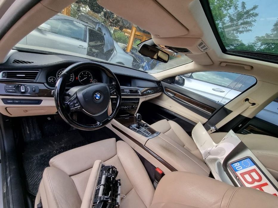 Dezmembrez BMW seria 7 740d F01 f02 long motor 3.0d bi-turbo 306cp N57D30B cutie injector plafon bara dezmembrari piese jante