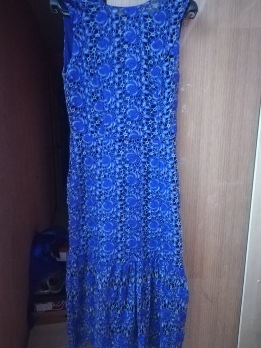 Платья  44 - 46р