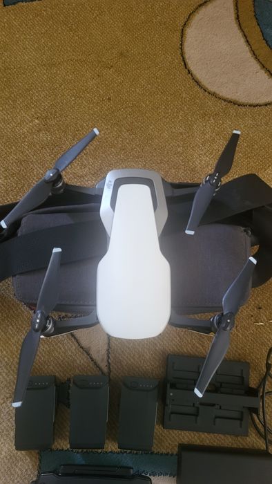 Продам DJI mavic Air