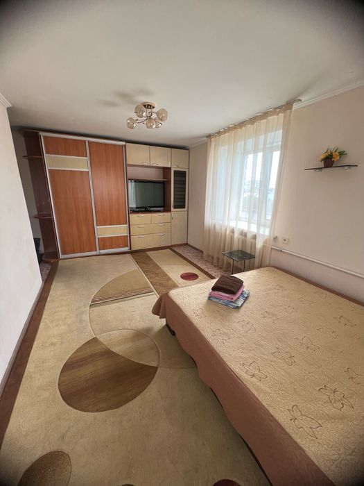 1ком. кв по часам Тарана 111