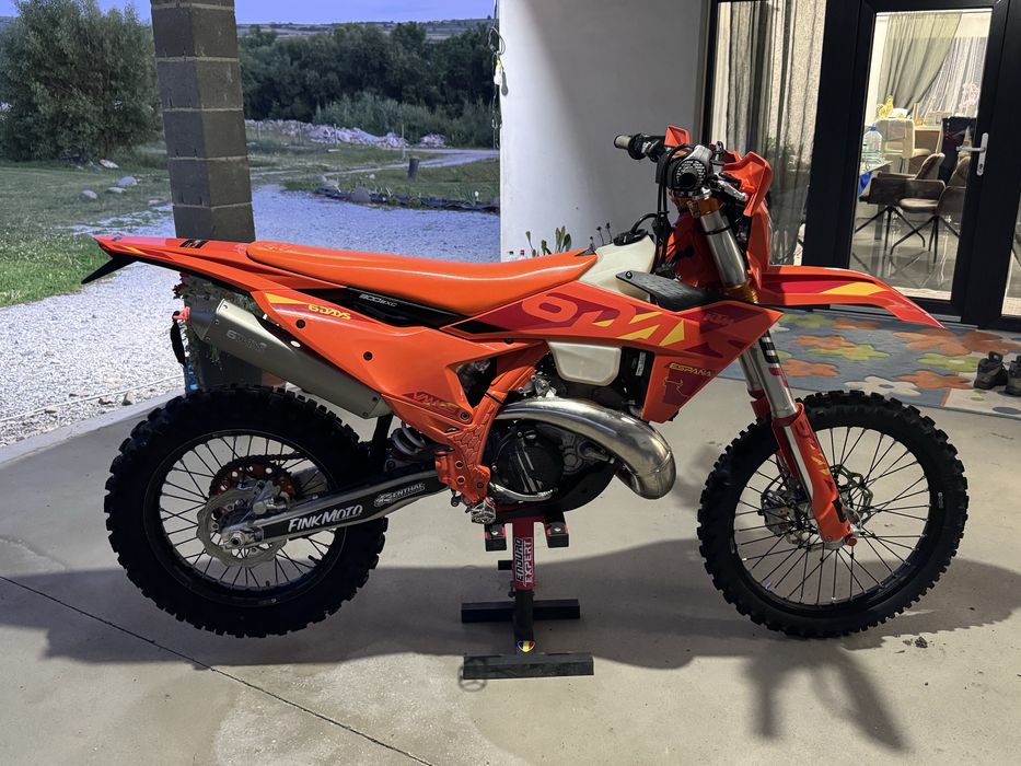 Ktm 300 exc tbi 2025  six days nu champion , gas gas husqvarna
