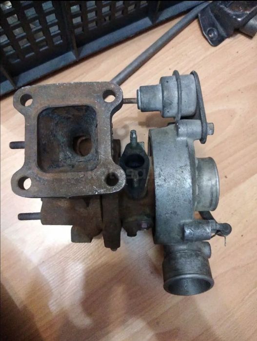 Турбина СТ200 Hilux Surf