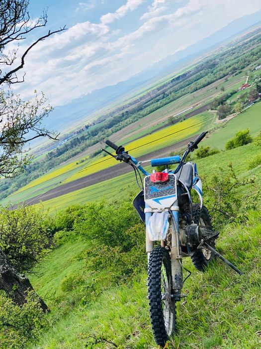 Vand doua cross-uri