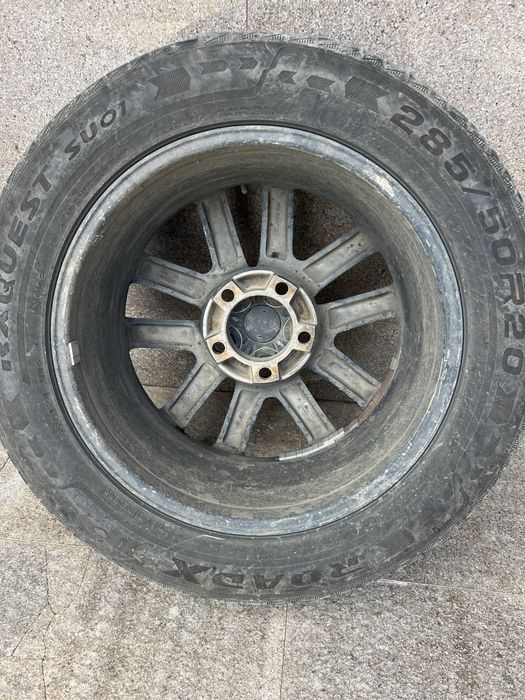 Оригинал диск с шиной 285/50/20 от Lexus Lx570