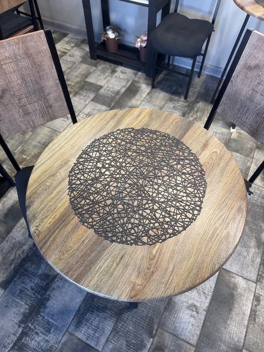 Продам столы и стулья