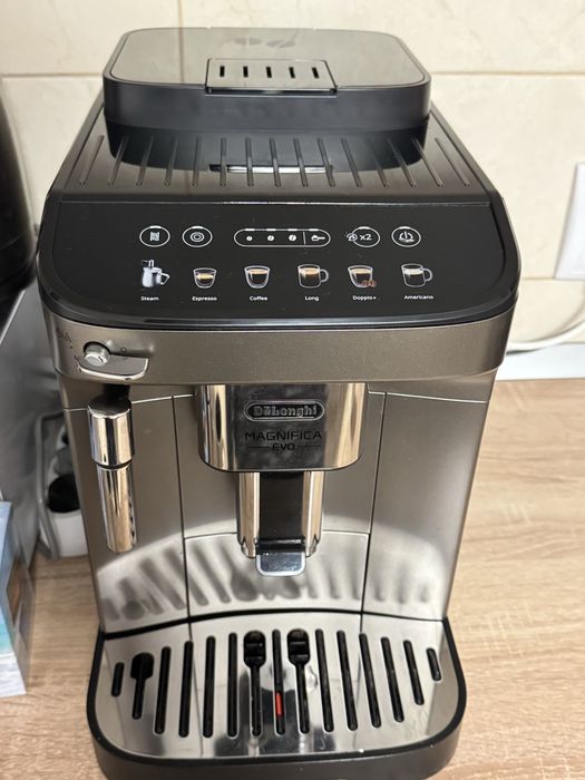 Espressor automat DeLonghi Magnifica Evo ECAM290.42.TB