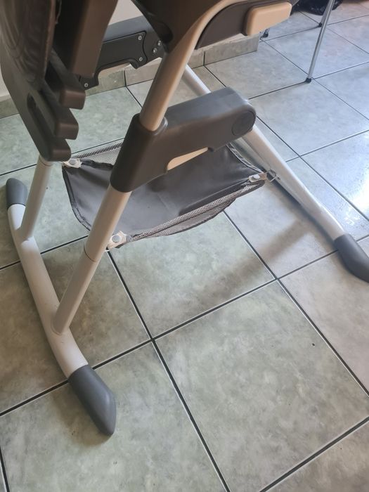Scaunul de masă Joie Mimzy Spin 3 în 1