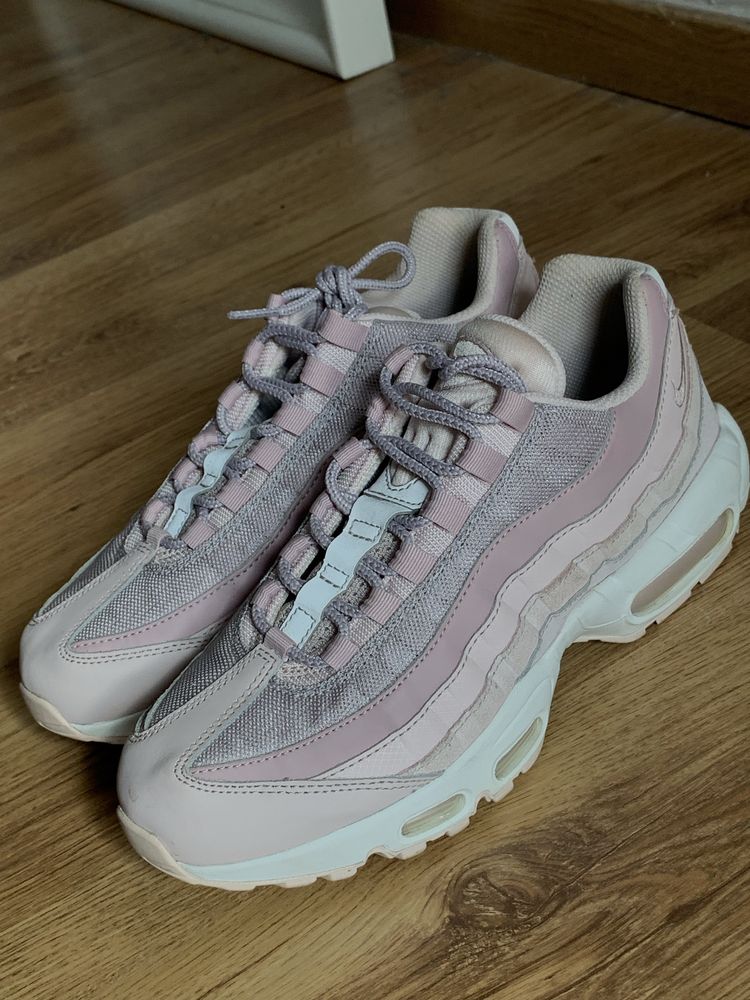 Light pink best sale air max 95