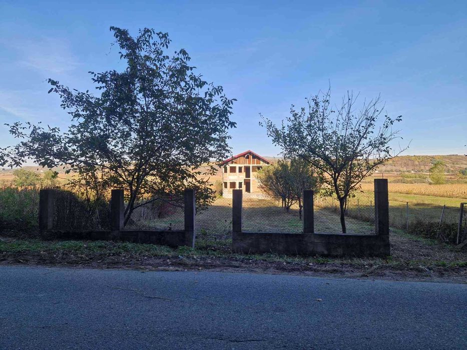 Casa de vanzare