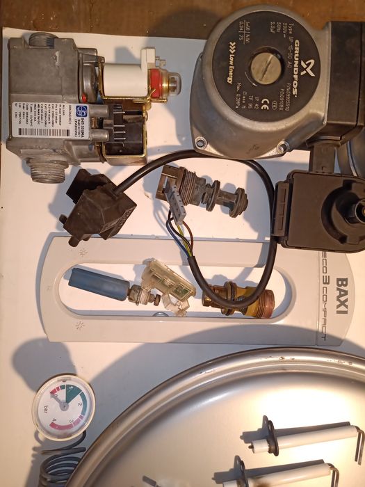 Baxi Eco 3 compact vas expansiune presostat aer vana gaz