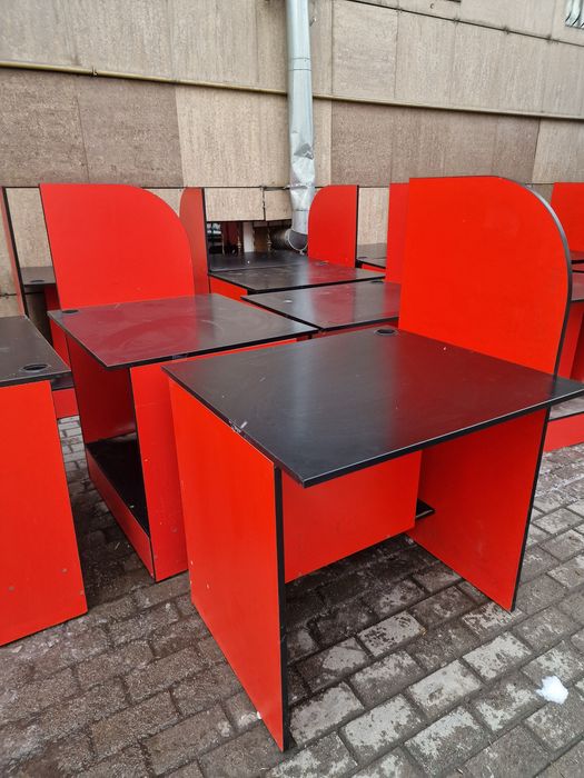 Компьютерный стол  для офиса. Стол для компьютера)