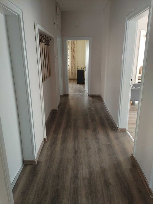 Дава се под наем Етаж от къща в Асеновград - 160 кв.м за 598.23 € - Снимка #13