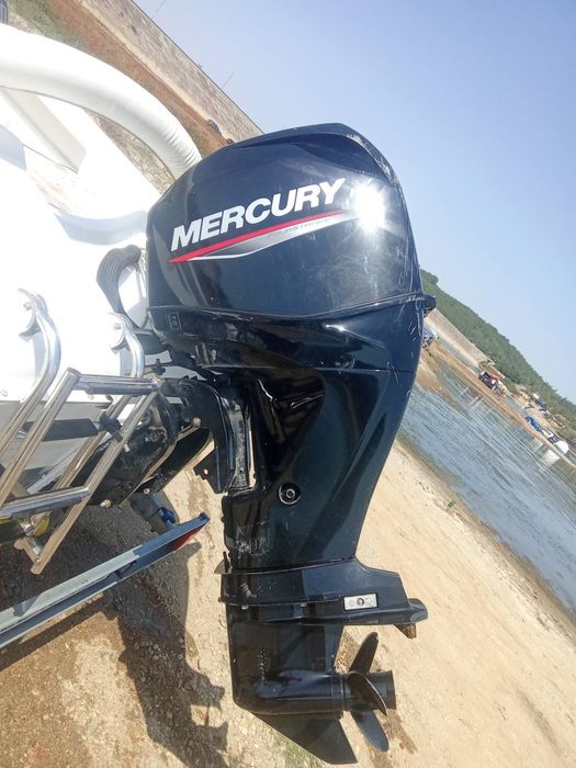 Извънбордов Двигател за лодка 50 коня