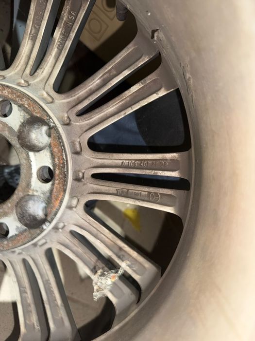 Vand jante pe 16 de mercedes a class w169 originale