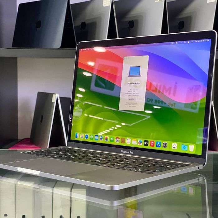 MacBook Pro M2  2022 yil