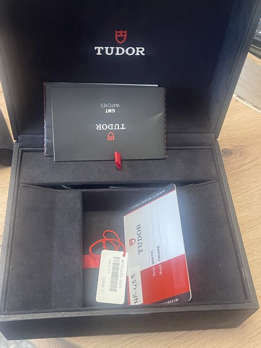Vand ceas Tudor Black Bay GMT