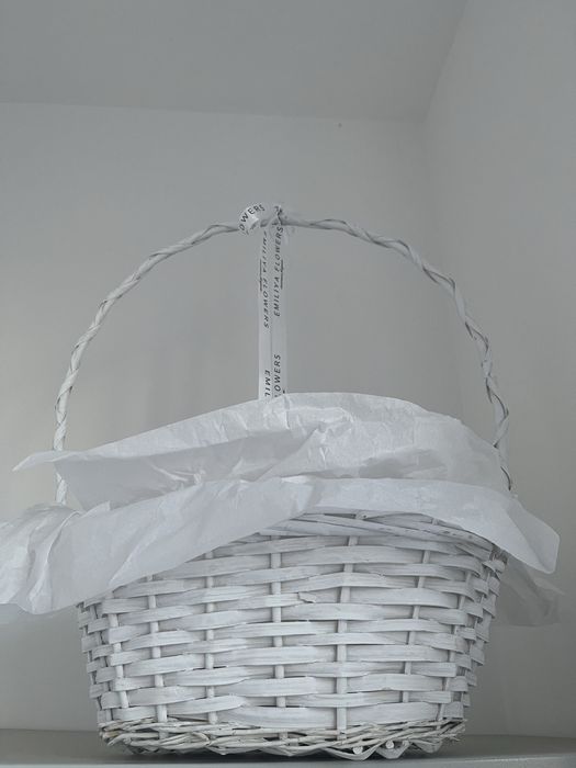 Корзины плетенные.