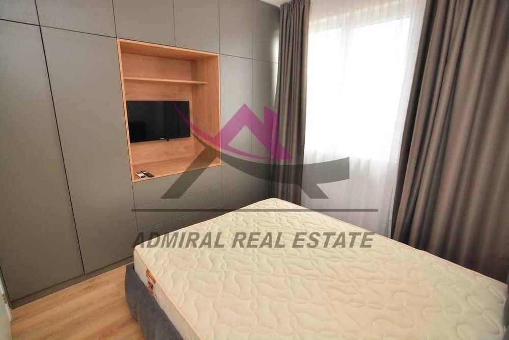 Продава се Тристаен апартамент в Варна, Изгрев - 80 кв.м за 1688 €/кв.м - Снимка #5