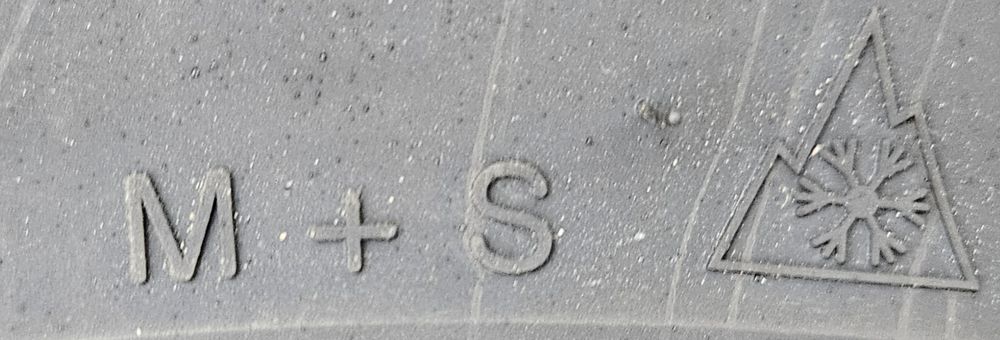 225/55 R16, 95H, GRENLANDER Icehawke I , Anvelope de iarna M+S