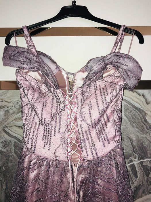 Официална бална рокля