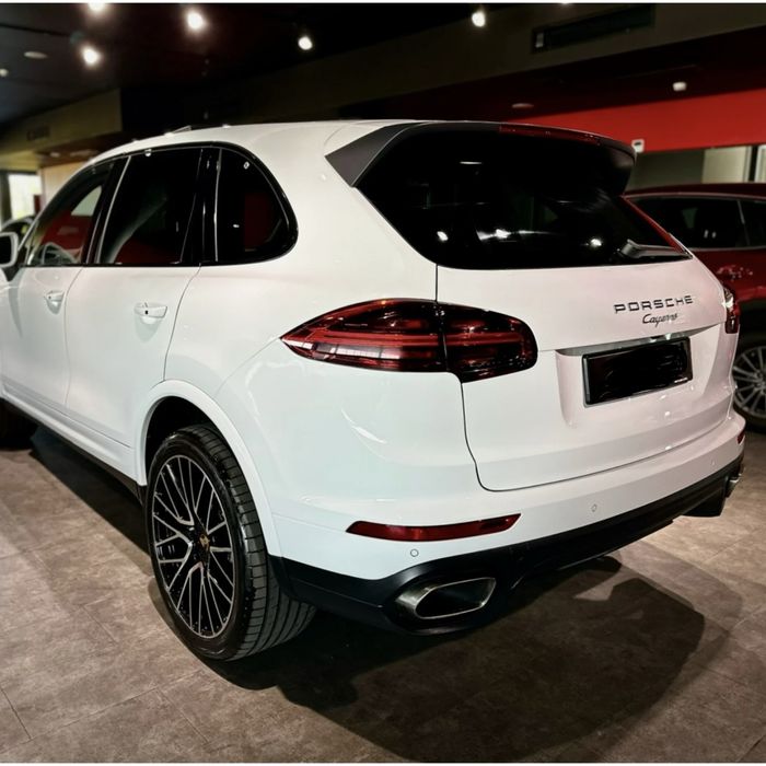 На части! 2017 Porsche Cayenne 4.2tdi