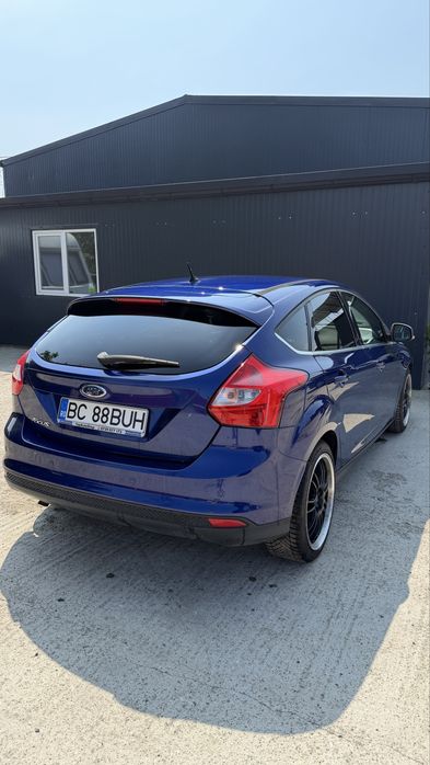FORD Focus 2014 — imagine 3