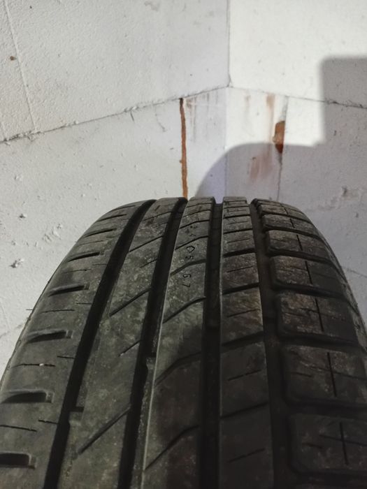 Продам резину 195/65,R15 почти новые