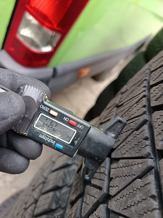 Anvelope MS iarna 225 60 18 bridgestone 2020.7mm