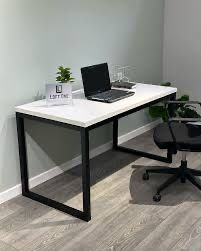 Стол обеденный письменный