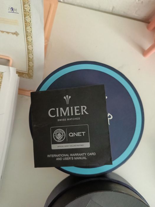 Продам часы новые