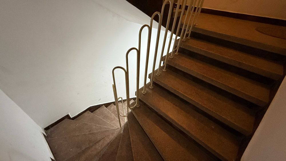 Продава се Тристаен апартамент в Варна, Бриз - 112 кв.м за 1608 €/кв.м - Снимка #3